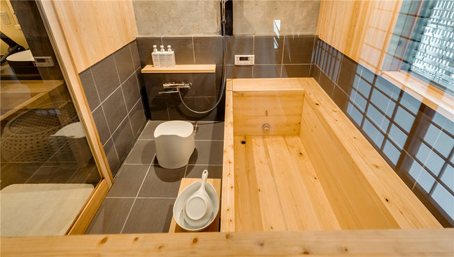 部分客房设有桧木风吕。