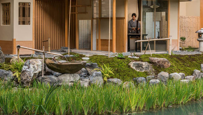 置于室内，向外张望，或园林景致、或京都市景、或建仁寺景，都会成为住客的心水风景。