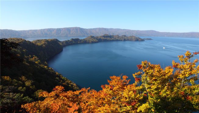 位于日本本州北部的青森县珍藏有无数绝美的自然胜境。