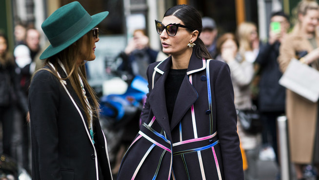 米兰街头品味不凡的人们也是一道靓丽的风景线。