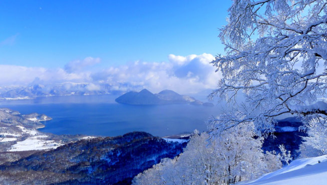 洞爷湖位于北海道西南部，属于支笏洞爷国立公园，为日本第一个被UNESCO认定为地质公园的区域。