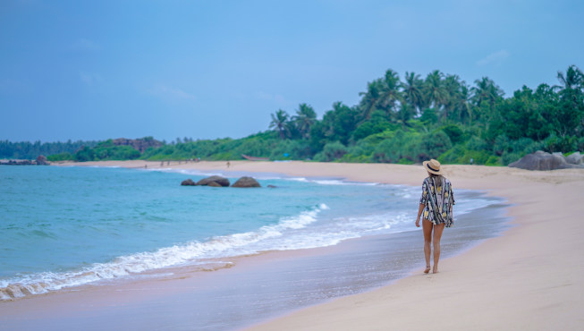 1239千米的海岸线上，金色的沙滩赋予了斯里兰卡更多绵延的温情。