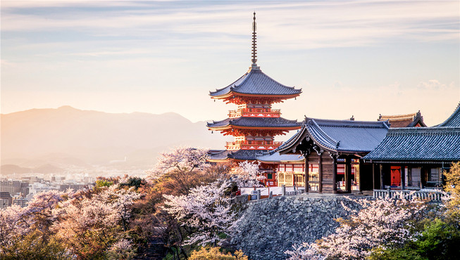 京都，一座熟悉而又陌生的城市。