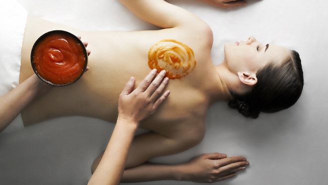 水疗养生，多种舒缓护理可供选择，重新焕发健康活力。