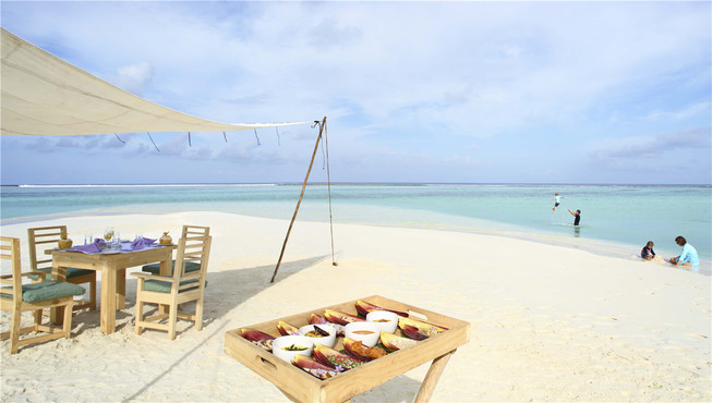 甚至，您还可以在泻湖边来一次私人晚餐。