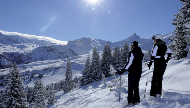 这里所处的山区空气清新，宁谧安详。现在，高雪维尔已与成功、优雅、极致滑雪同名。