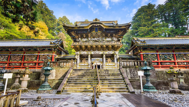日光与日本“战国三杰”之一的德川家康渊源颇深，其中祭祀家康的东照宫还是世界文化遗产。