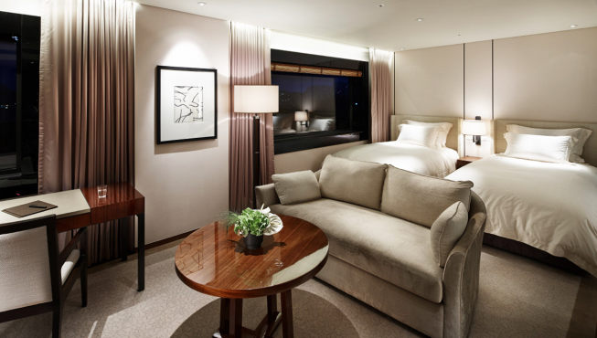 酒店的优质客房为您提供平生最佳酣眠的睡眠环境。