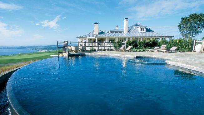 非高尔夫球手也不必绝望，贝壳杉悬崖精品酒店拥有极佳的水疗中心