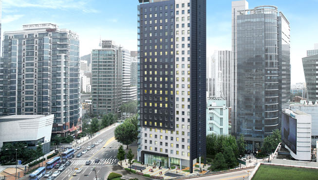 酒店外景，酒店位于首尔市的政治中心区域，周围交通便利。
