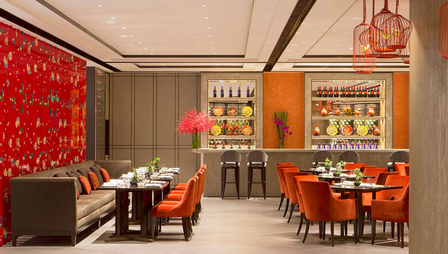 悦轩餐厅设计极富现代感，时尚别致