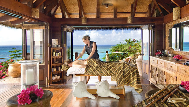 SPA——闲暇时享受水疗服务，十足惬意的海岛生活。