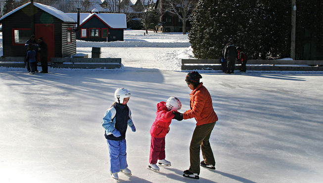 对于冬季运动爱好者来说，26公里长的越野滑雪道和星罗棋布的70个冰冻湖泊简直不能更赞了。