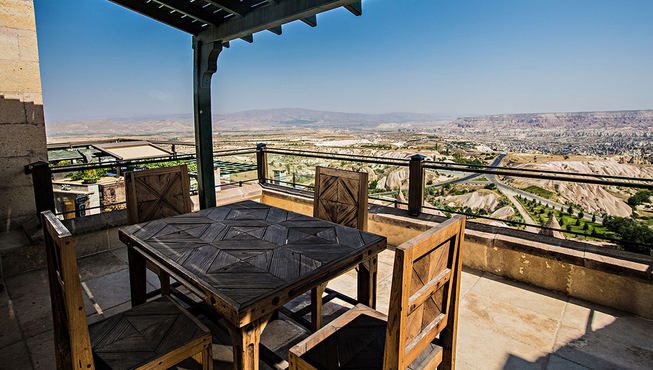 从这里可以观整个地区的迷人景致