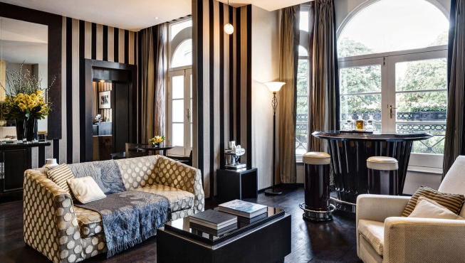 酒店客房——典雅大方而舒适，理想的栖息地。