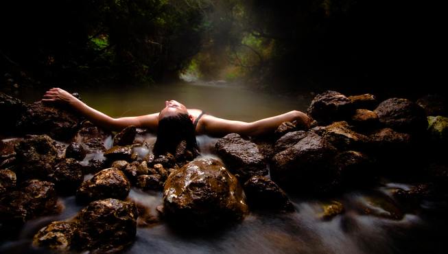 梳理身心——最纯净的环境，最放松的方式，纯粹的温泉之旅。