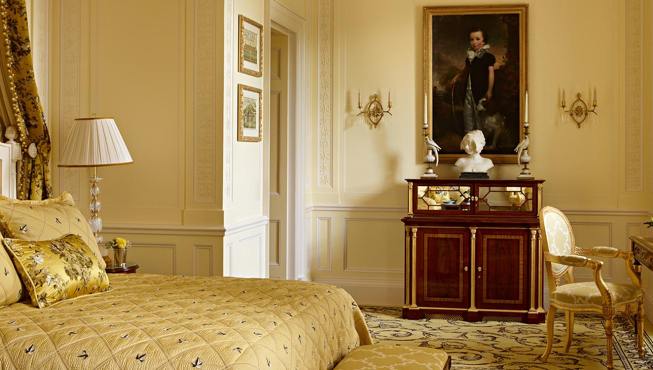兰斯伯瑞酒店的新身份是归于欧特家酒店系列（OetkerCollection）旗下，后者持有并管理世界各地多家最著名酒店。此次是欧特家酒店集团首度把足迹延伸至英国