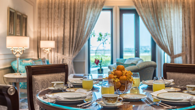 想体验范思哲式的极致生活么?为何不来迪拜范思哲宫殿酒店感受一下呢?