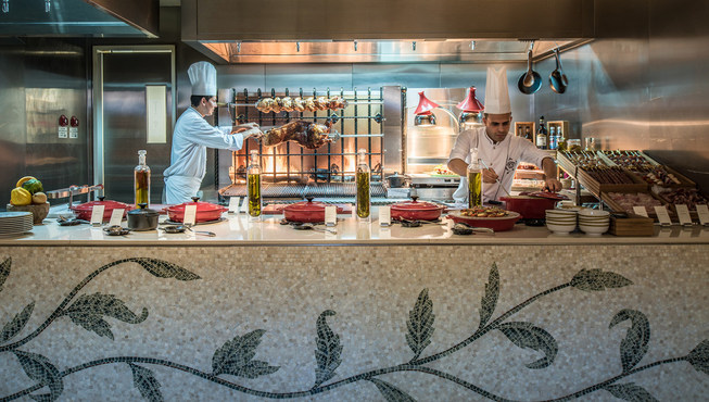 不论是海鲜还是烧烤,各色美食都会以它最美味的状态一一呈现