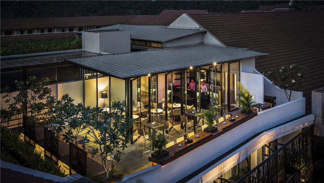 Plumage餐厅是您发掘有机亚洲风味的绝佳场所。