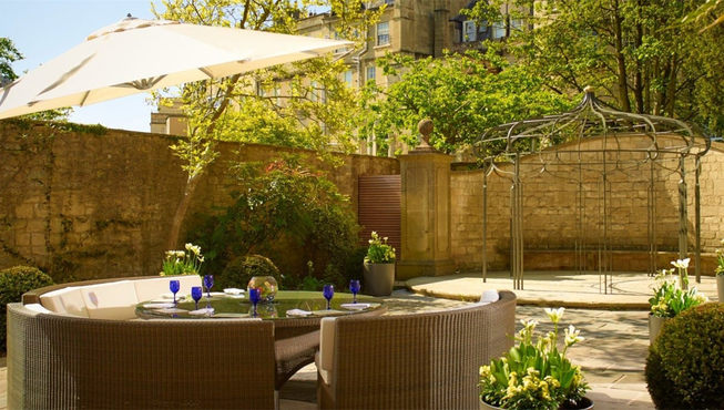 风景秀丽的花园是家庭度假或朋友聚会的理想选择