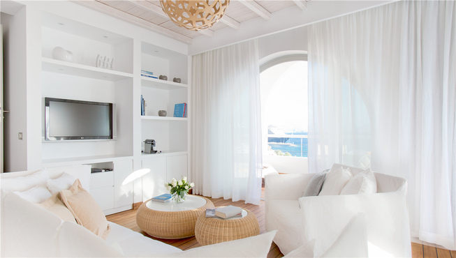 格瑞斯是一个纯白的世界，也是一个恰如其名的优雅世界