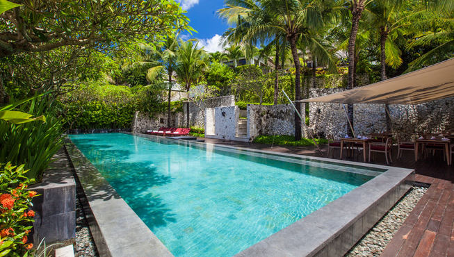 滩亦设有全新的海洋水疗帐篷（Sea Spa Tent），私密舒适的帐篷让人们可以在宁谧的环境中享受返朴归真的呵护。