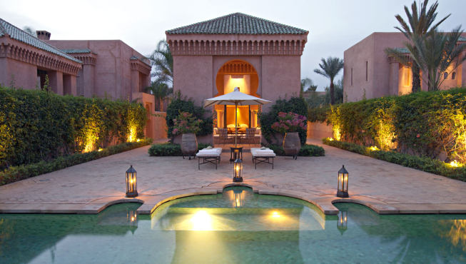 酒店位于摩洛哥古城马拉喀什外围，Quarzazate的南面