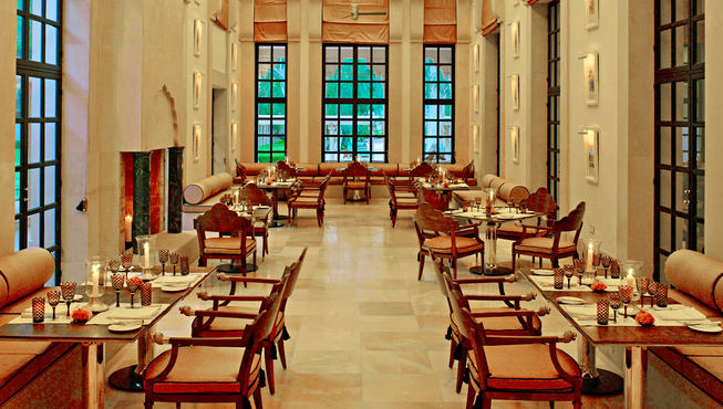 餐厅使用的蔬菜均来自于酒店自己的有机花园，新鲜健康。