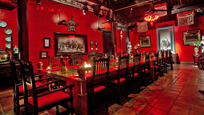 Bale经舍提供印尼传统的娘惹风味饮食