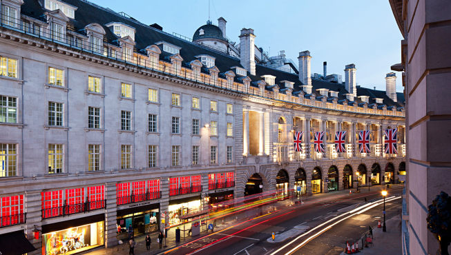 在耀世重生的传奇伦敦皇家凯馥酒店感受伦敦辉煌风采。