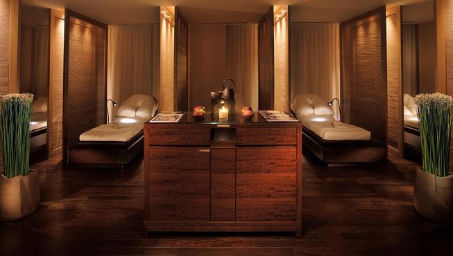 精致细腻的理疗服务，体现日本时尚新潮又精细优雅的精神