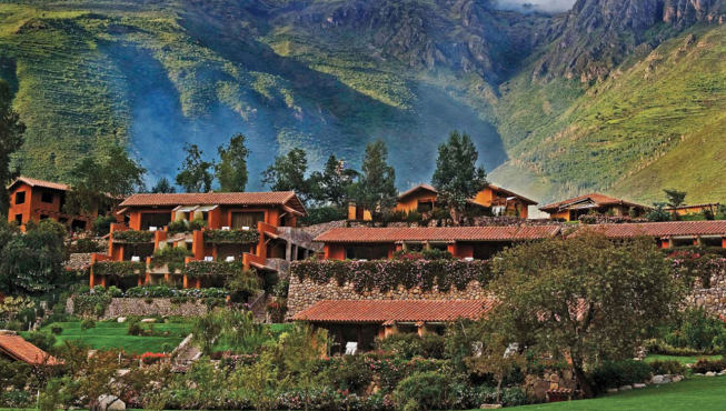 酒店外观——印加谷地、群山环抱、乌鲁班巴河畔，悄然绽放。