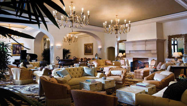 在大厅中邂逅某位好莱坞人士，可不要惊讶哦