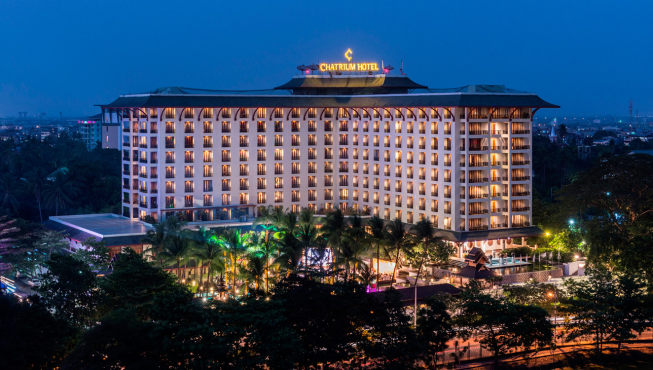 酒店富有浓浓的殖民风格，属于缅甸殖民遗产的一部分。酒店把亚洲和东方元素结合在一起，并按照真正的国际标准提供相应的设施。